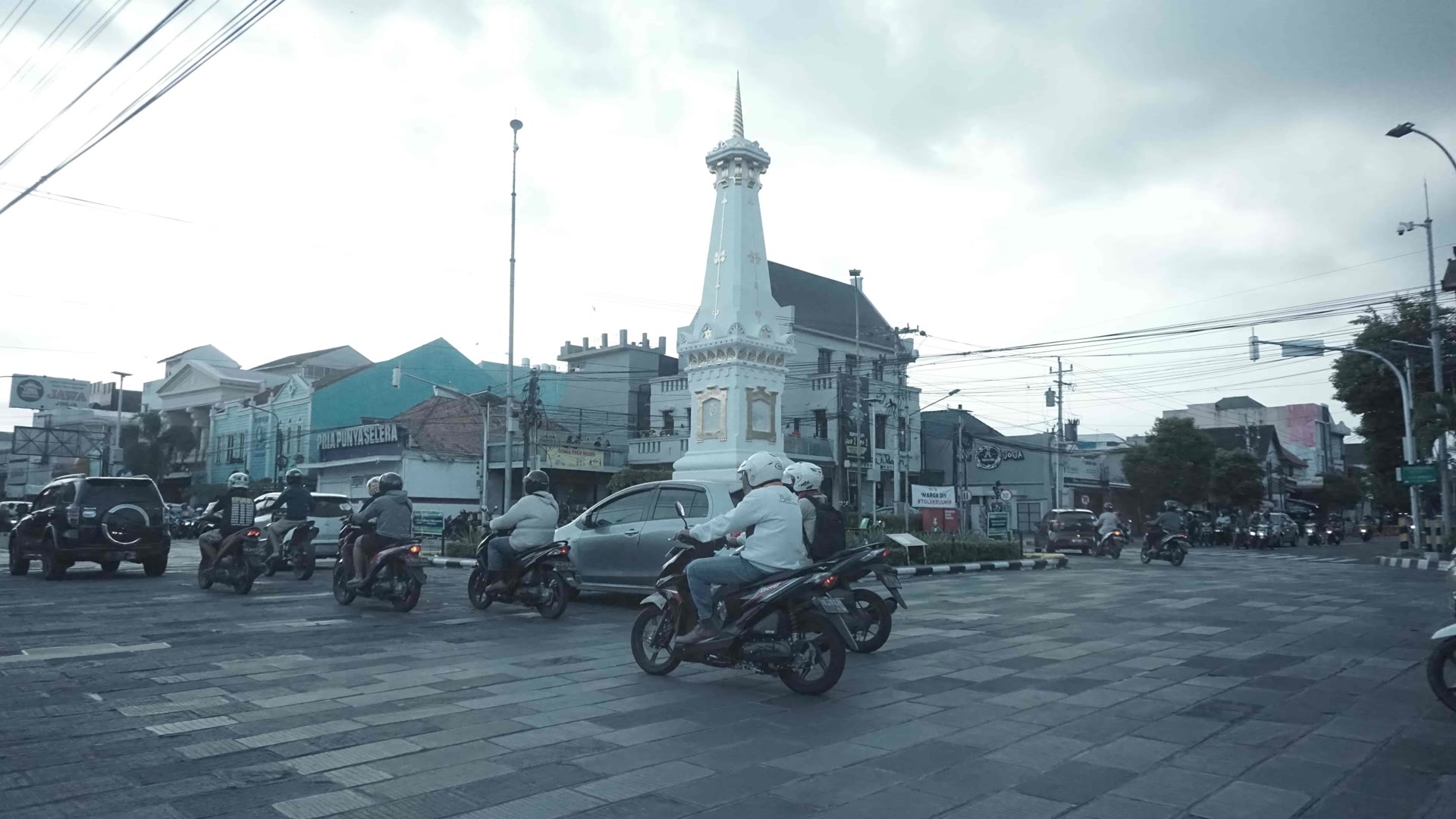 Tugu Yogyakarta sebagai ikon Kota Yogyakarta
